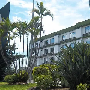 **** Hotel Canoas Parque Brasil